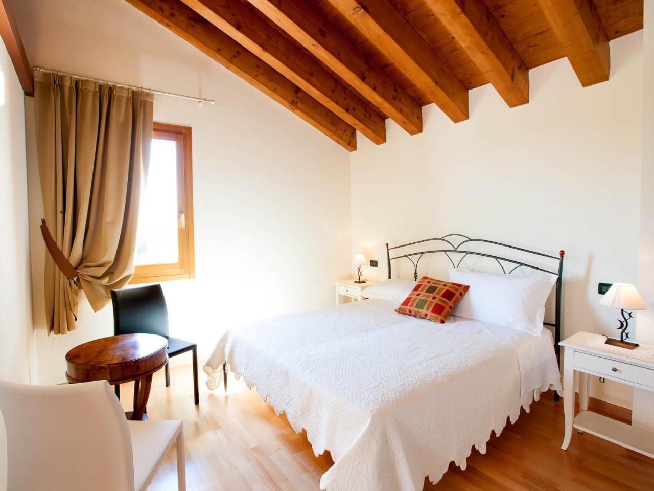 Agriturismo Crocerone Бассано-дель-Граппа Екстер'єр фото